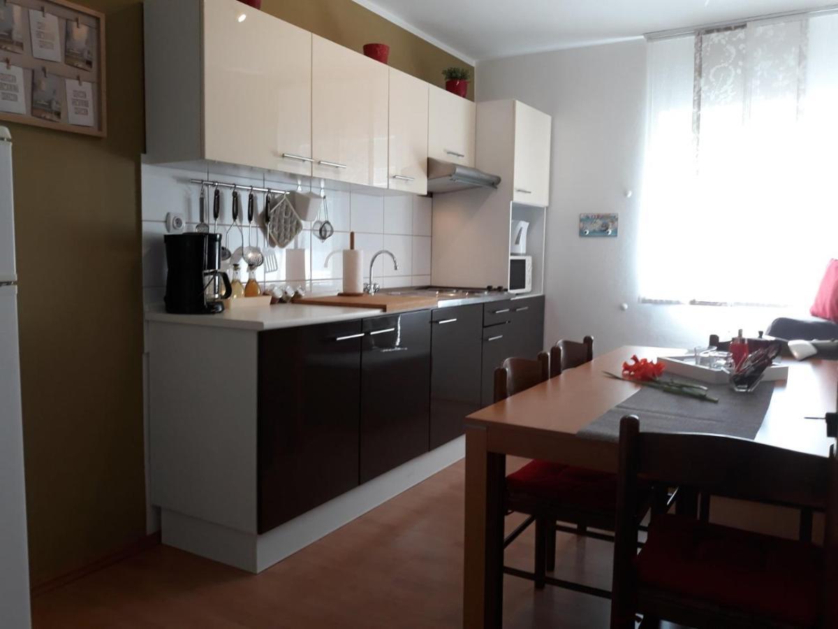 Apartment Nevia 法扎纳 外观 照片