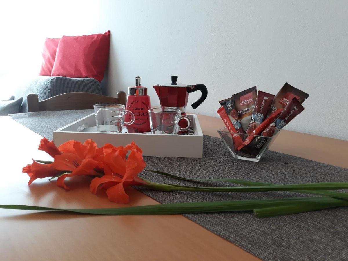 Apartment Nevia 法扎纳 外观 照片